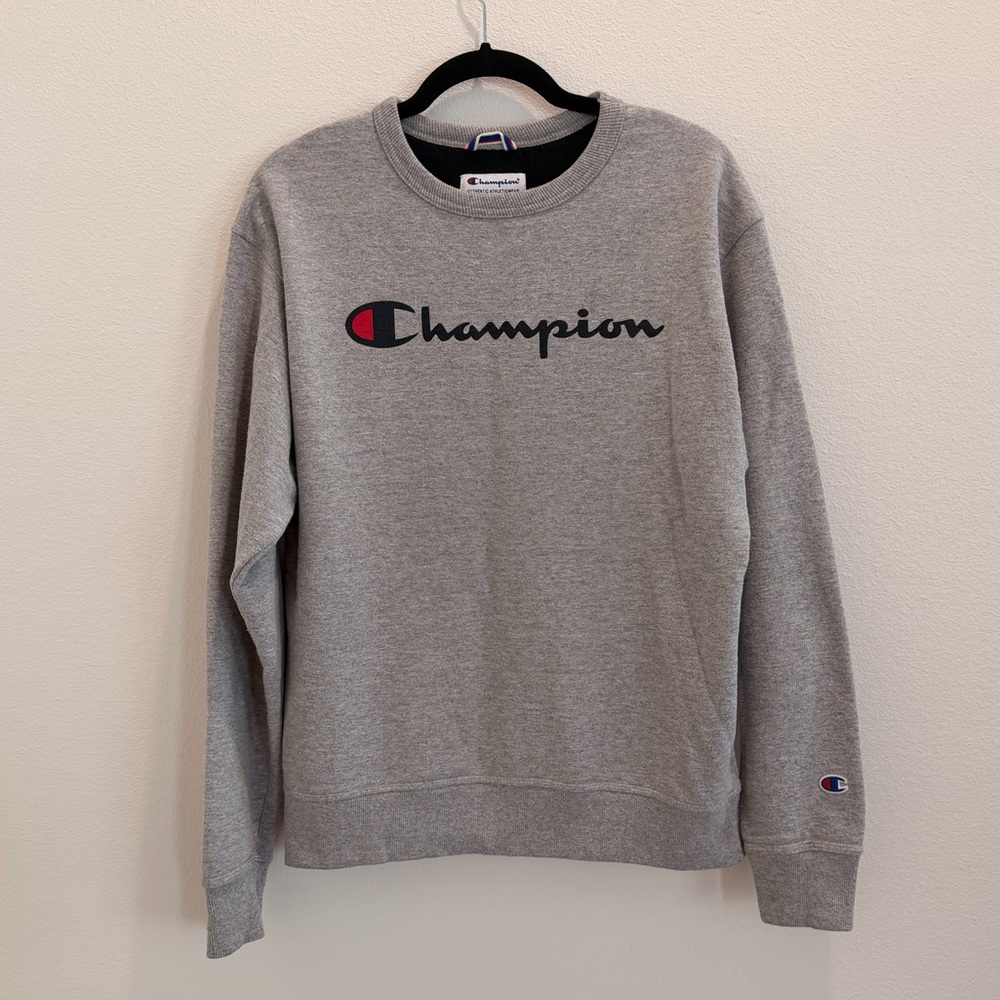 Champion Men's Gray Crewneck Sweatshirt